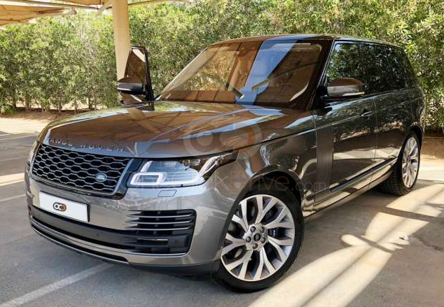 Rent Land Rover Range Rover Vogue 2019 car in Dubai Day