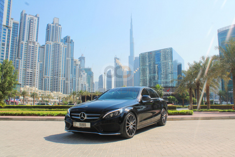 تأجير مرسيدس بنز C200 2018 سيارة في دبي: يوم ، أسبوع ...