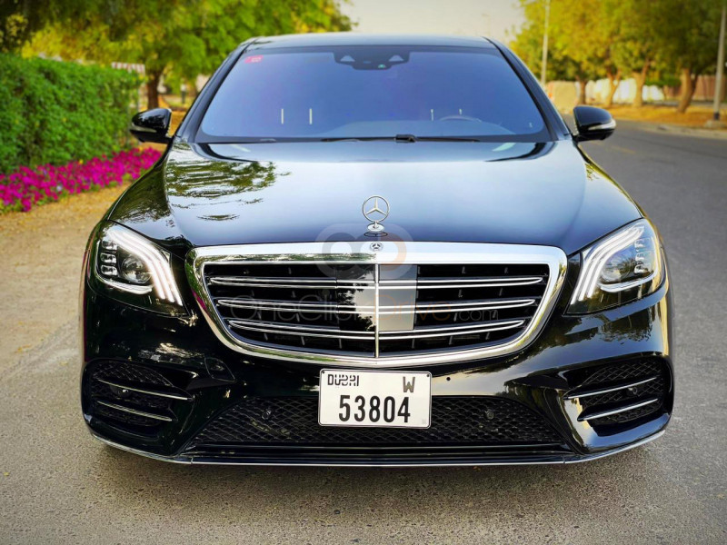 تأجير مرسيدس بنز S560 2018 سيارة في دبي: يوم ، أسبوع ...