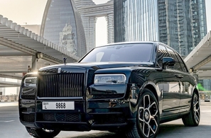Rent Rolls Royce Cullinan 2021