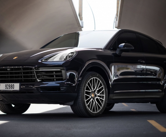 Porsche Cayenne Coupe 2021 for rent in 迪拜