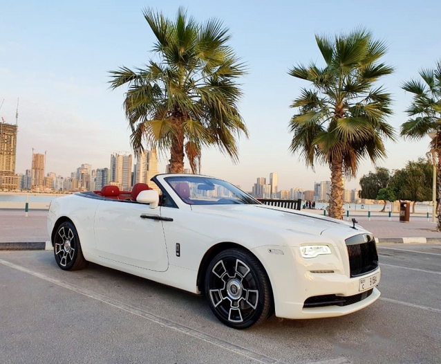 Rolls Royce Dawn 2017 for rent in 迪拜