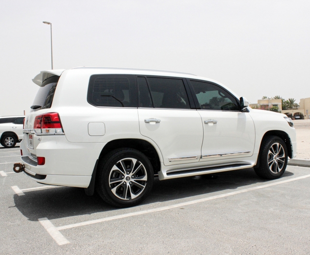 Toyota Land Cruiser GXR V6 2020 for rent in Dubai