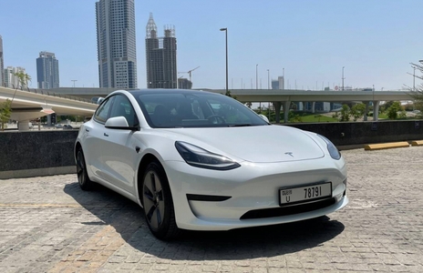 Tesla Model 3 Standard Plus 2022 for rent in Dubai