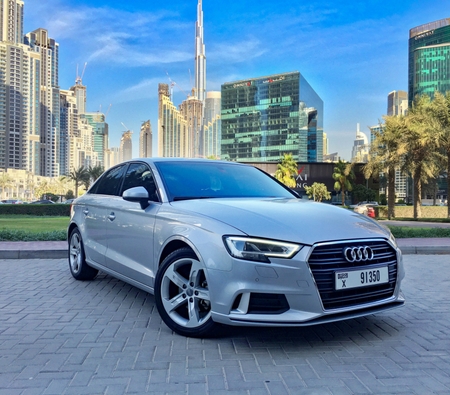 Audi A3 2018 for rent in دبي