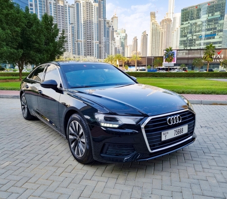 Audi A6 2021 for rent in الشارقة