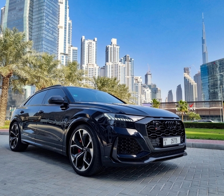 Audi RS Q8  2020 for rent in 阿布扎比