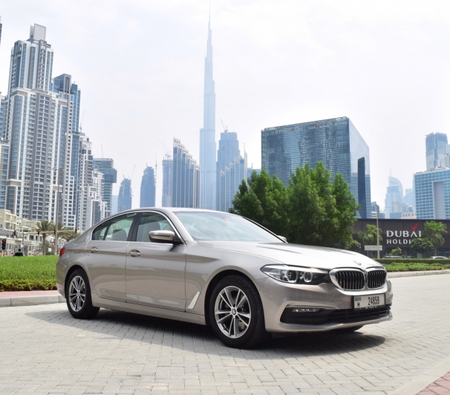 BMW 520i 2020 for rent in Dubai