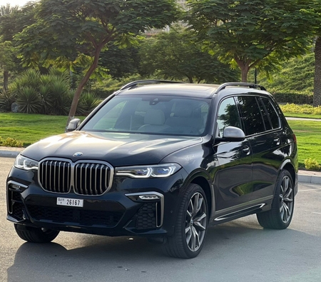 BMW X7 M50i 2021 for rent in دبي