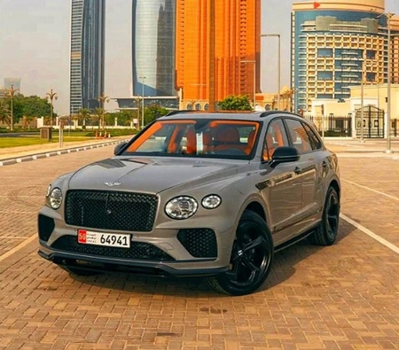 Bentley Bentayga 2022 for rent in دبي