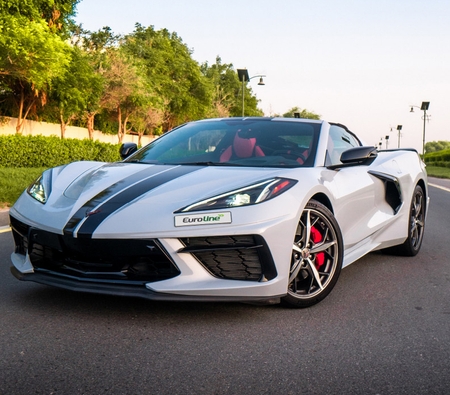 Chevrolet Corvette C8 Stingray Coupe 2022 for rent in Абу Даби
