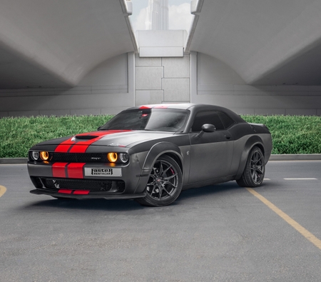 Dodge Challenger V8 2019 for rent in دبي