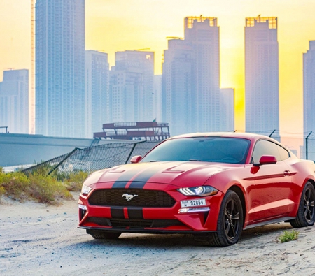Ford Mustang EcoBoost Coupe V4 2020 for rent in دبي
