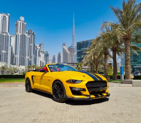 Ford Mustang GT Convertible V8 2020 for rent in دبي