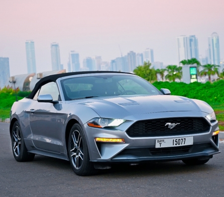 Ford Mustang EcoBoost Convertible V4 2020 for rent in Дубай