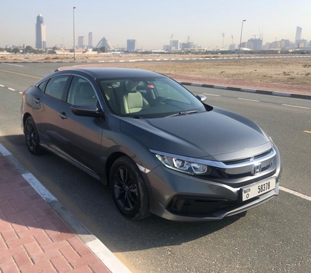 Honda Civic 2020 for rent in دبي