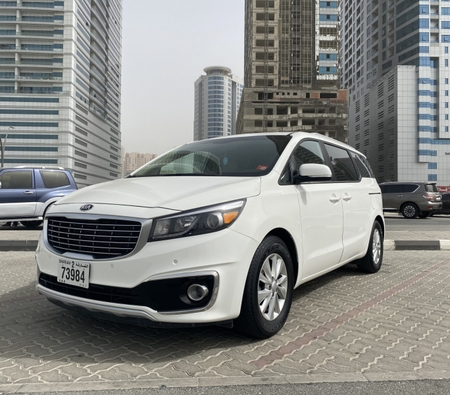 Kia Carnival 2017 for rent in Дубай