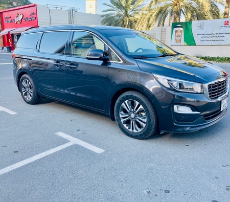 Kia Carnival 2020 for rent in Дубай