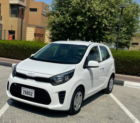 Kia Picanto 2023 for rent in 迪拜