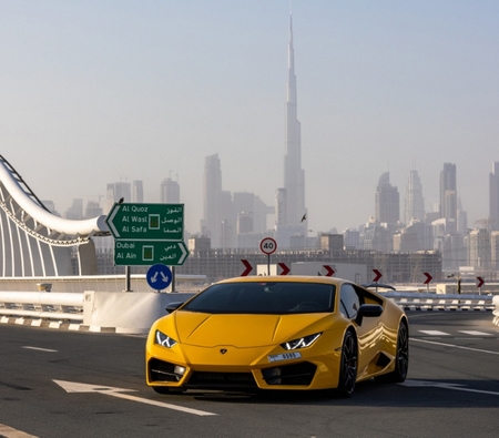 Lamborghini Huracan Coupe LP610-4 2019 for rent in 迪拜