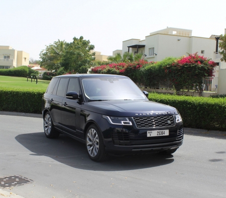 Land Rover Range Rover Vogue HSE 2022 for rent in Dubai