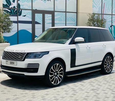 Land Rover Range Rover Vogue Supercharged 2020 for rent in دبي