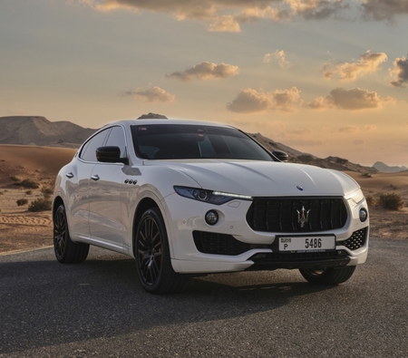 Maserati Levante S 2017 for rent in Дубай
