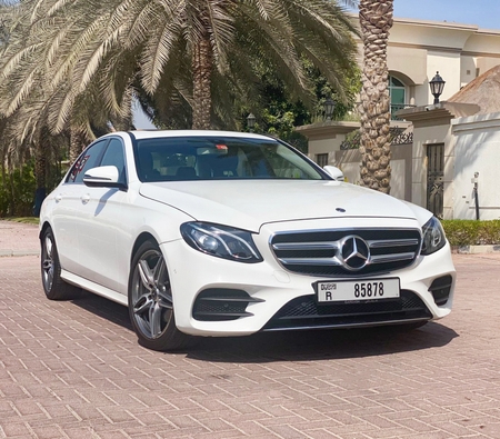 Mercedes Benz E200 2019 for rent in 迪拜