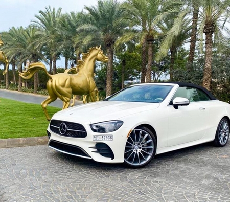 Mercedes Benz E450 Convertible 2021 for rent in دبي