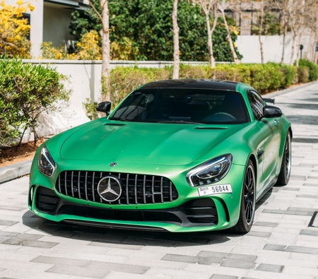 Mercedes Benz AMG GTR 2018 for rent in دبي