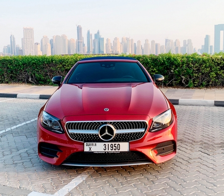 Mercedes Benz E450 Convertible 2019 for rent in Dubaï