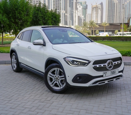 Mercedes Benz GLA 250 2022 for rent in Дубай