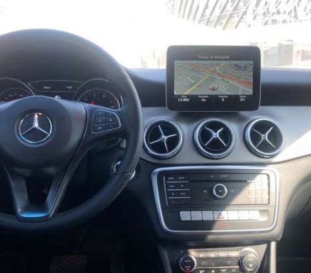 Mercedes Benz CLA 250 2019 for rent in أبو ظبي 