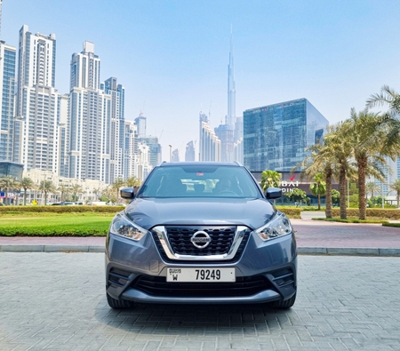 Nissan Kicks 2020 for rent in 阿布扎比