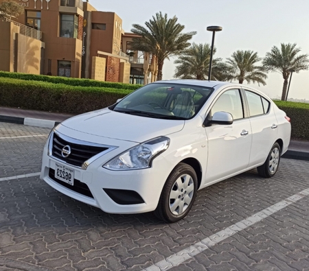 Nissan Sunny 2023 for rent in 沙迦
