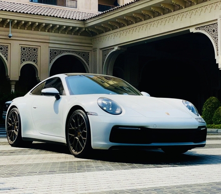 Porsche 911 Carrera 2020 for rent in دبي