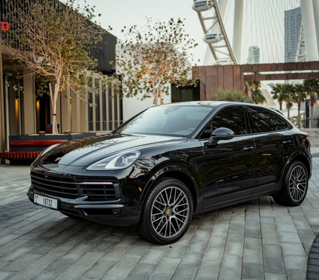 Porsche Cayenne Coupe 2022 for rent in 迪拜