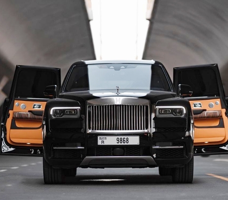 Rolls Royce Cullinan 2020 for rent in دبي