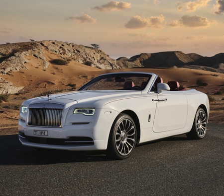 Rolls Royce Dawn 2019 for rent in Абу Даби
