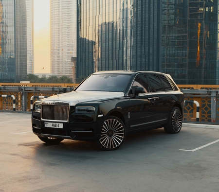 Rolls Royce Cullinan 2020 for rent in Дубай