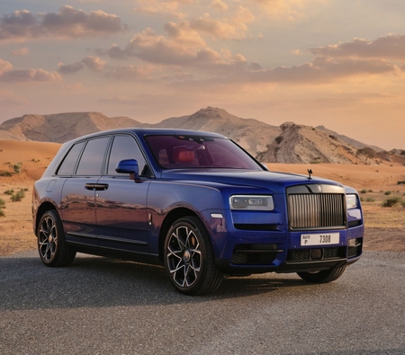 Rolls Royce Cullinan 2022 for rent in 阿布扎比