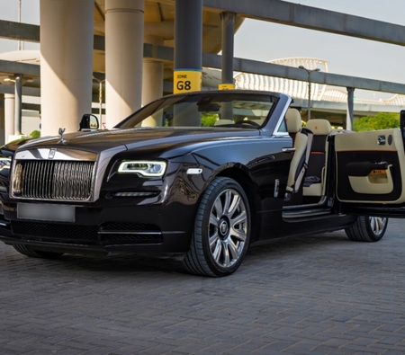 Rolls Royce Dawn 2017 for rent in دبي