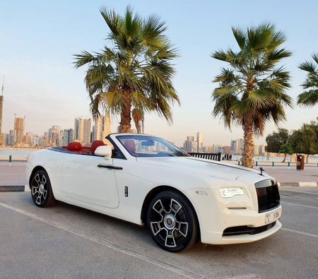Rolls Royce Dawn 2017 for rent in دبي