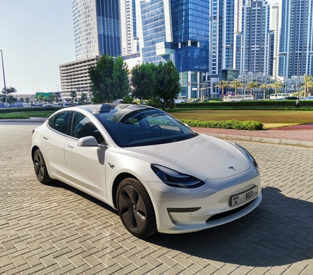 Tesla Model 3 Long Range 2020 for rent in دبي