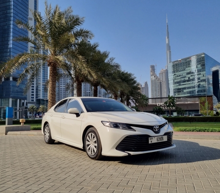 Toyota Camry 2019 for rent in Abu Dhabi