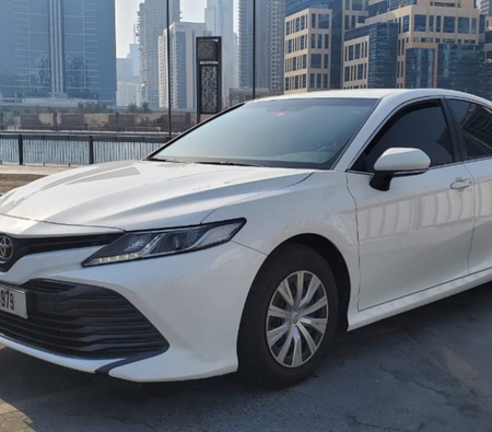Toyota Camry 2020 for rent in Abu Dabi