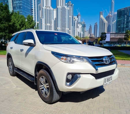 Toyota Fortuner 2017 for rent in Abu Dhabi