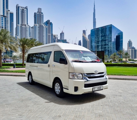 Toyota Hiace 13 Seater 2017 for rent in Дубай