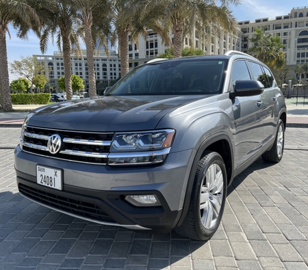 Volkswagen Teramont 2019 for rent in دبي