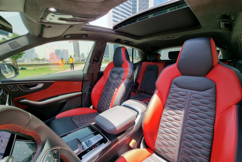 Black Audi RS Q8 2022